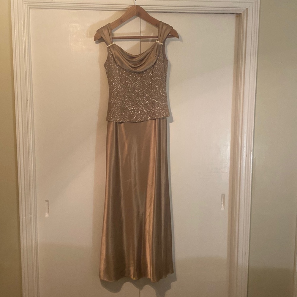 Patra Gown Glitter Gold Size 8